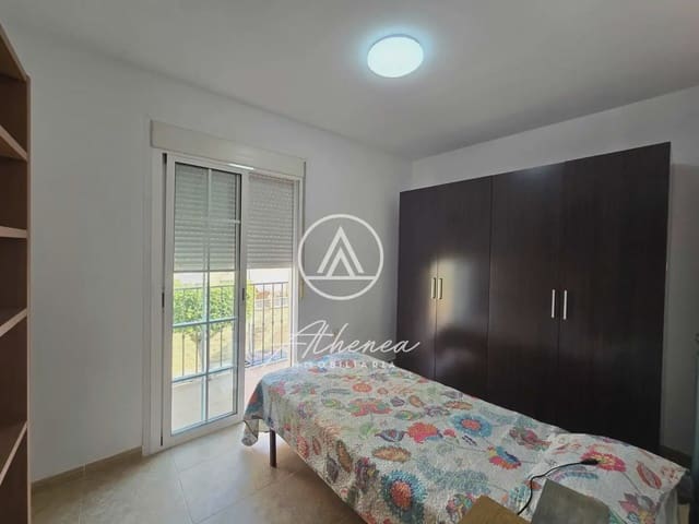 4 slaapkamer Rijtjeshuis te koop in Roquetas de Mar - € 269.900 (Ref: 9981638)