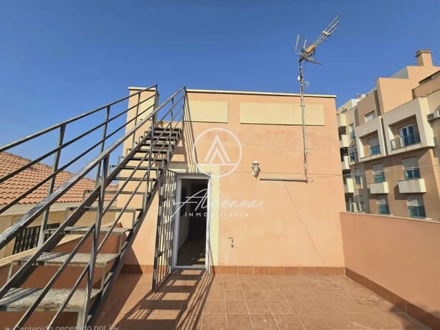 4 slaapkamer Rijtjeshuis te koop in Roquetas de Mar - € 269.900 (Ref: 9981638)