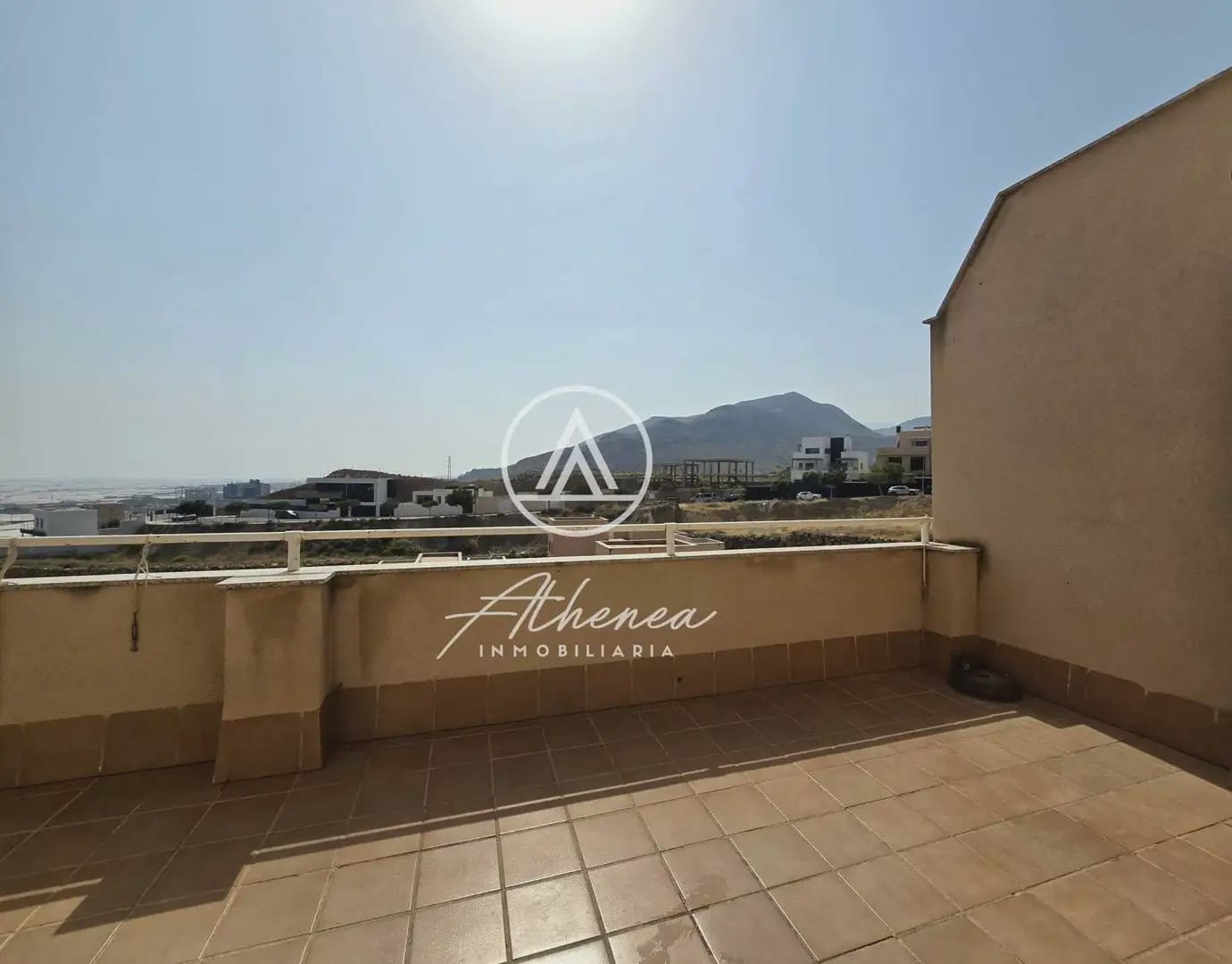 2 Zimmer Wohnung zu verkaufen in Roquetas de Mar mit Pool - 151.000 € (Ref: 9984230)