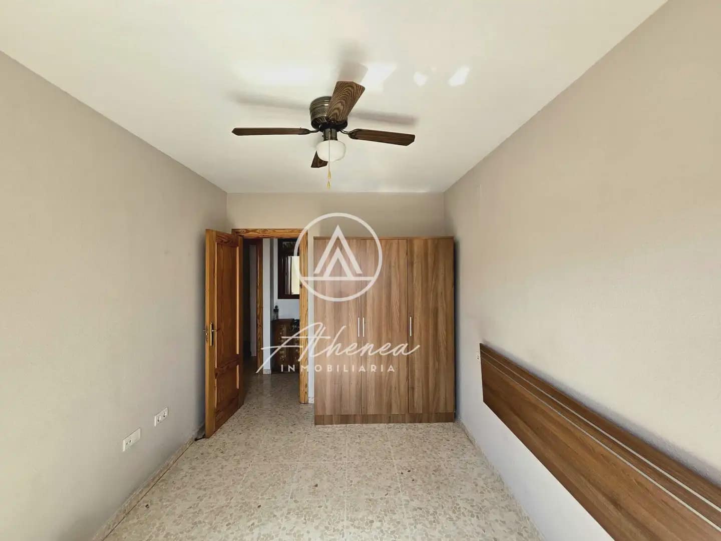 2 Zimmer Wohnung zu verkaufen in Roquetas de Mar mit Pool - 151.000 € (Ref: 9984230)