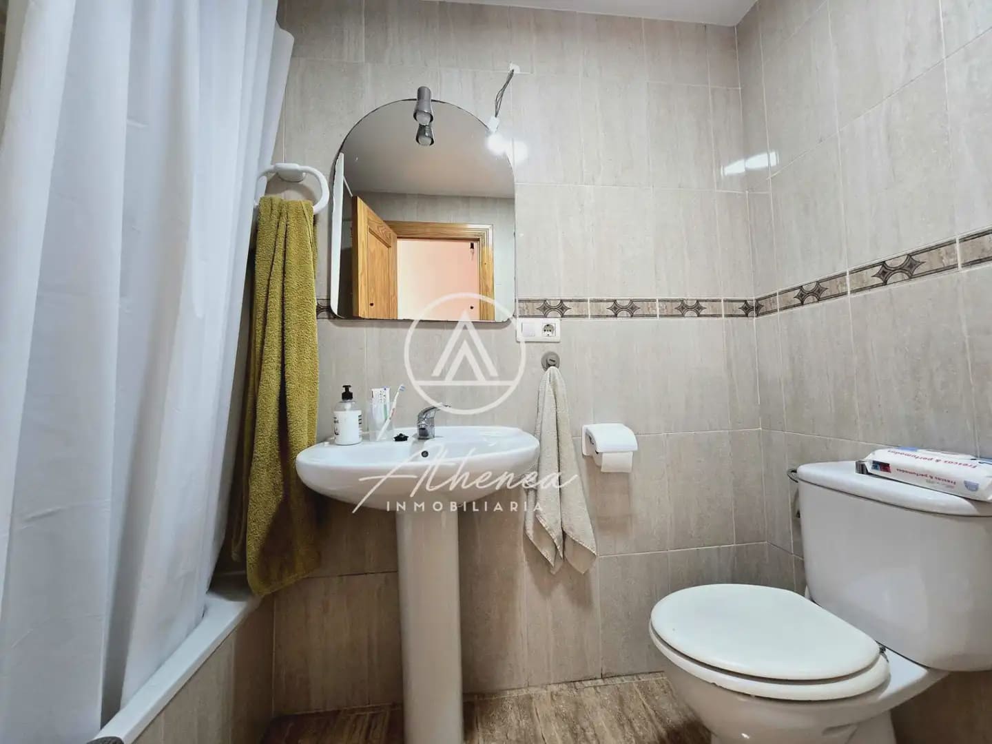 2 Zimmer Wohnung zu verkaufen in Roquetas de Mar mit Pool - 151.000 € (Ref: 9984230)