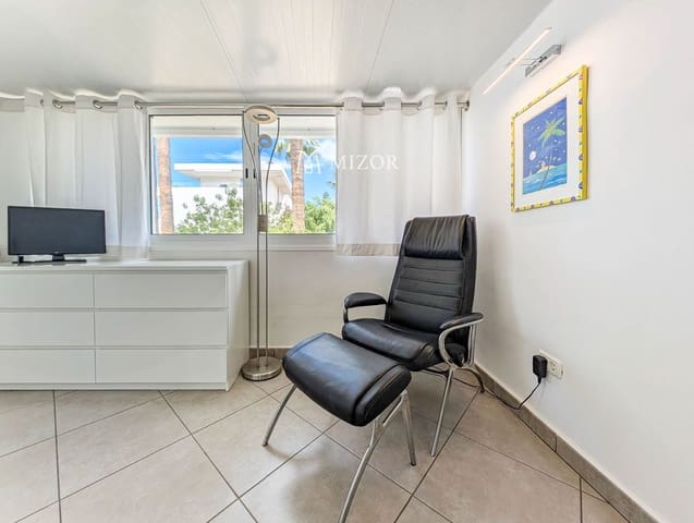 2 sovrum Lägenhet till salu i Adeje med pool - 249 000 € (Ref: 10019716)