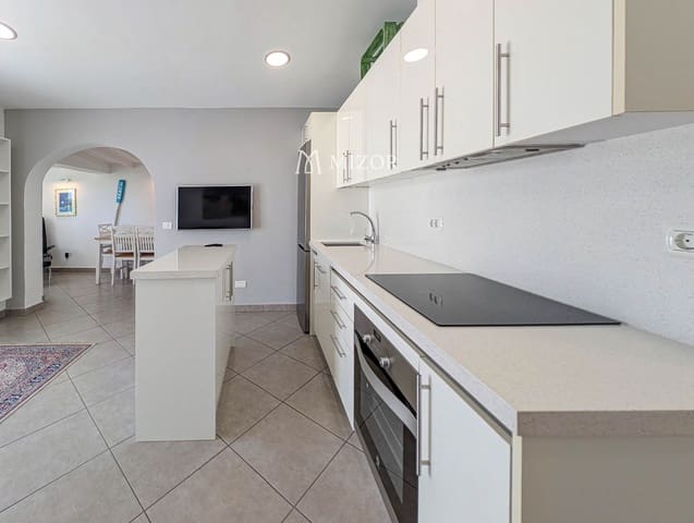 2 sovrum Lägenhet till salu i Adeje med pool - 249 000 € (Ref: 10019716)