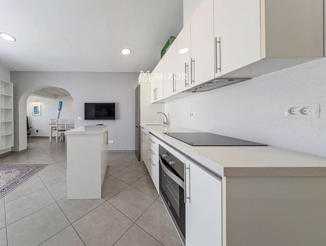 2 sovrum Lägenhet till salu i Adeje med pool - 249 000 € (Ref: 10019716)