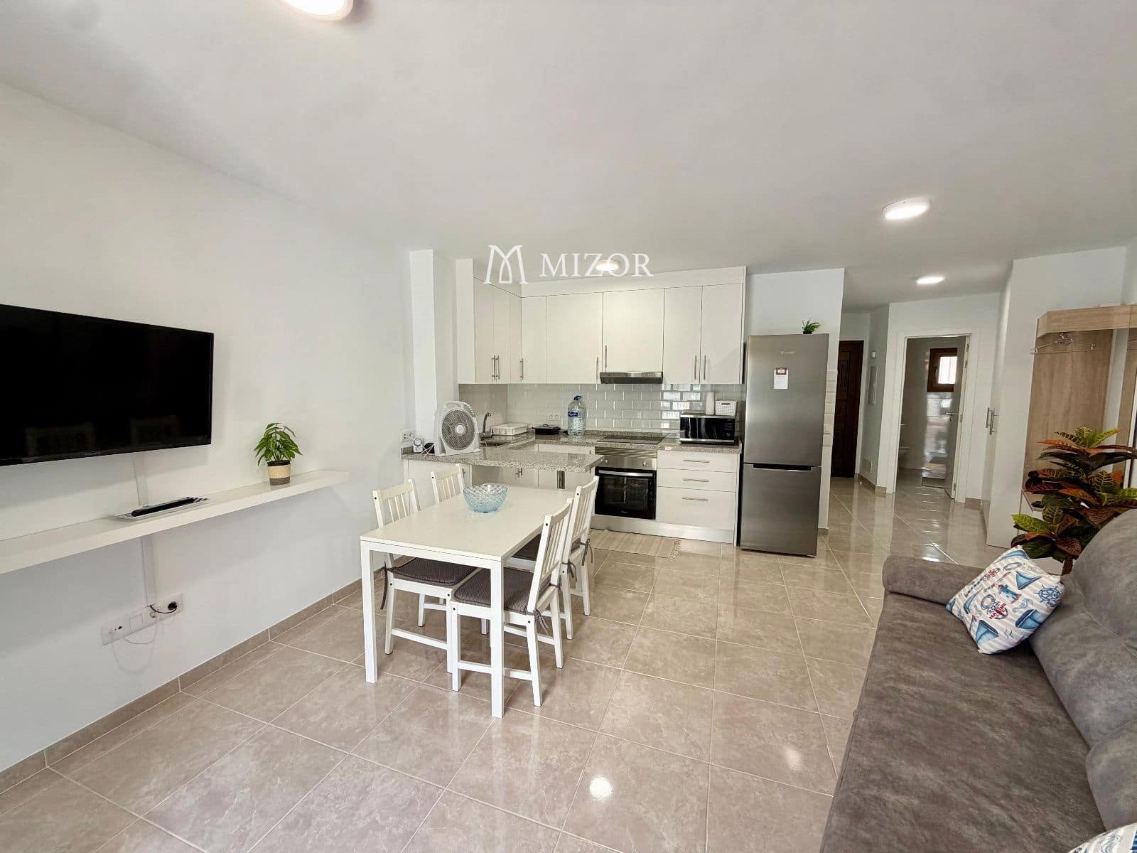 1 Zimmer Wohnung zu verkaufen in Playa San Juan mit Pool - 215.000 € (Ref: 10029083)