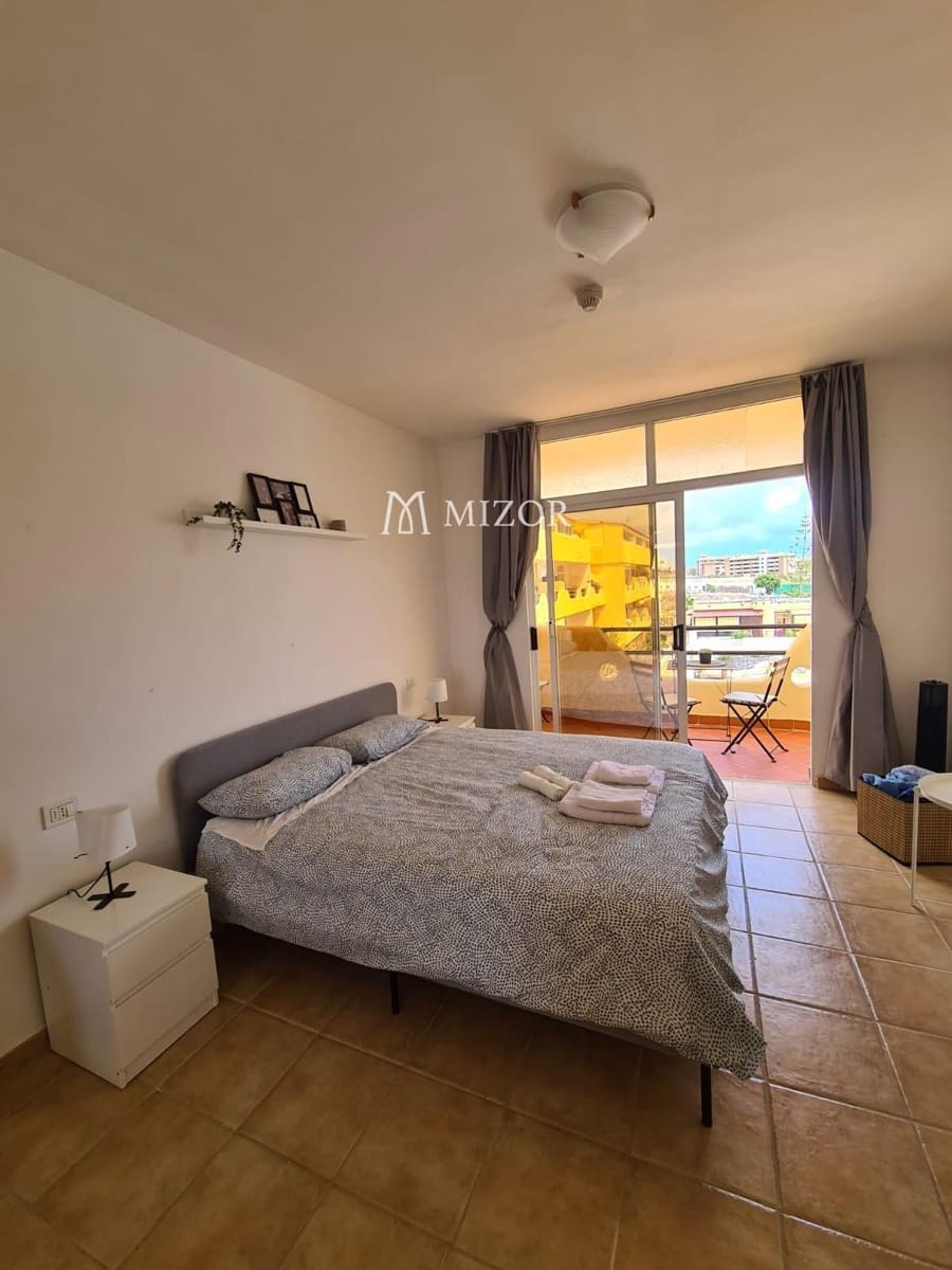 1 sovrum Lägenhet till salu i Playa Paraiso med pool - 225 000 € (Ref: 10097516)