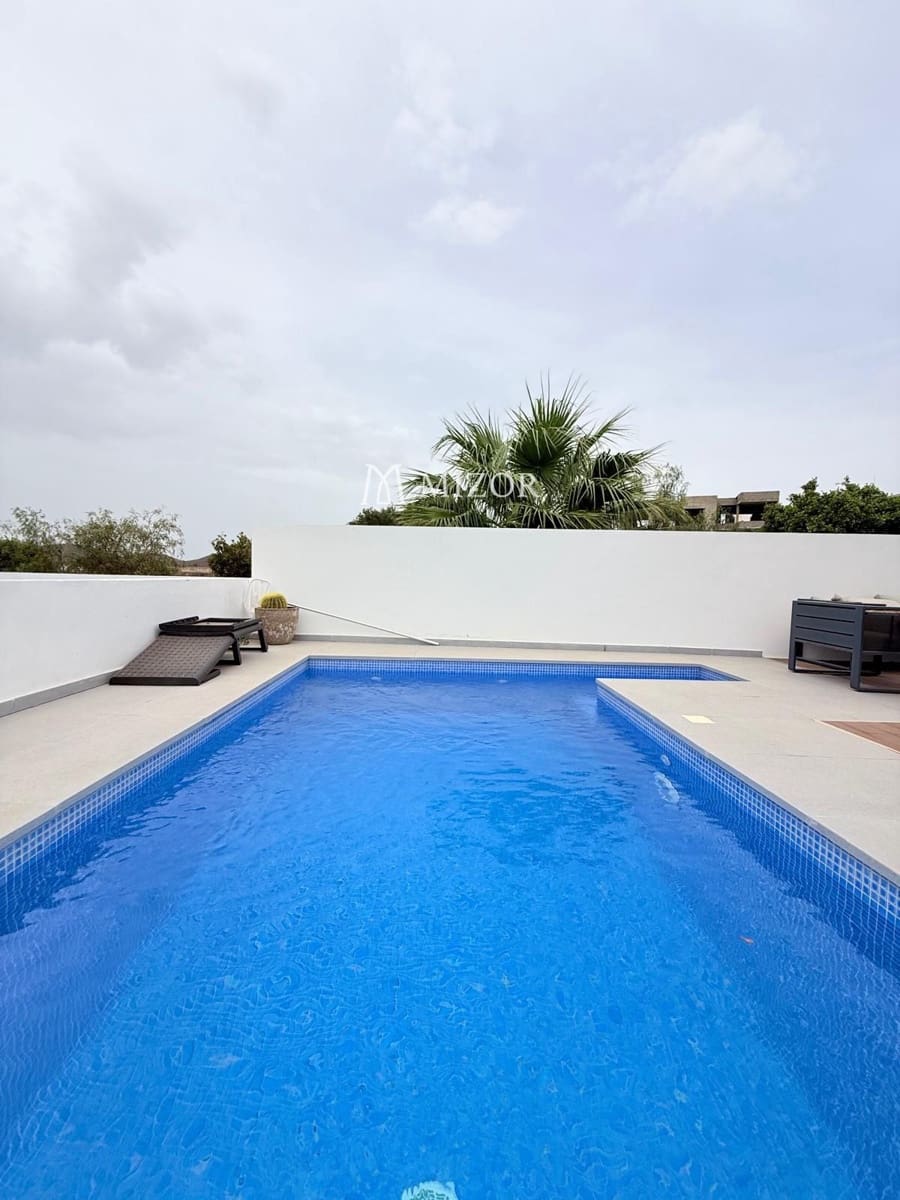 4 soveværelse Villa til salg i San Miguel de Abona med swimmingpool garage - € 749.900 (Ref: 10118138)