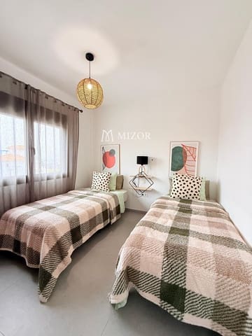 4 soveværelse Villa til salg i San Miguel de Abona med swimmingpool garage - € 749.900 (Ref: 10118138)