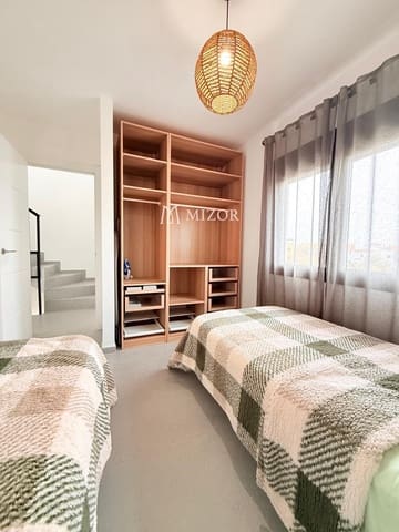 4 soveværelse Villa til salg i San Miguel de Abona med swimmingpool garage - € 749.900 (Ref: 10118138)