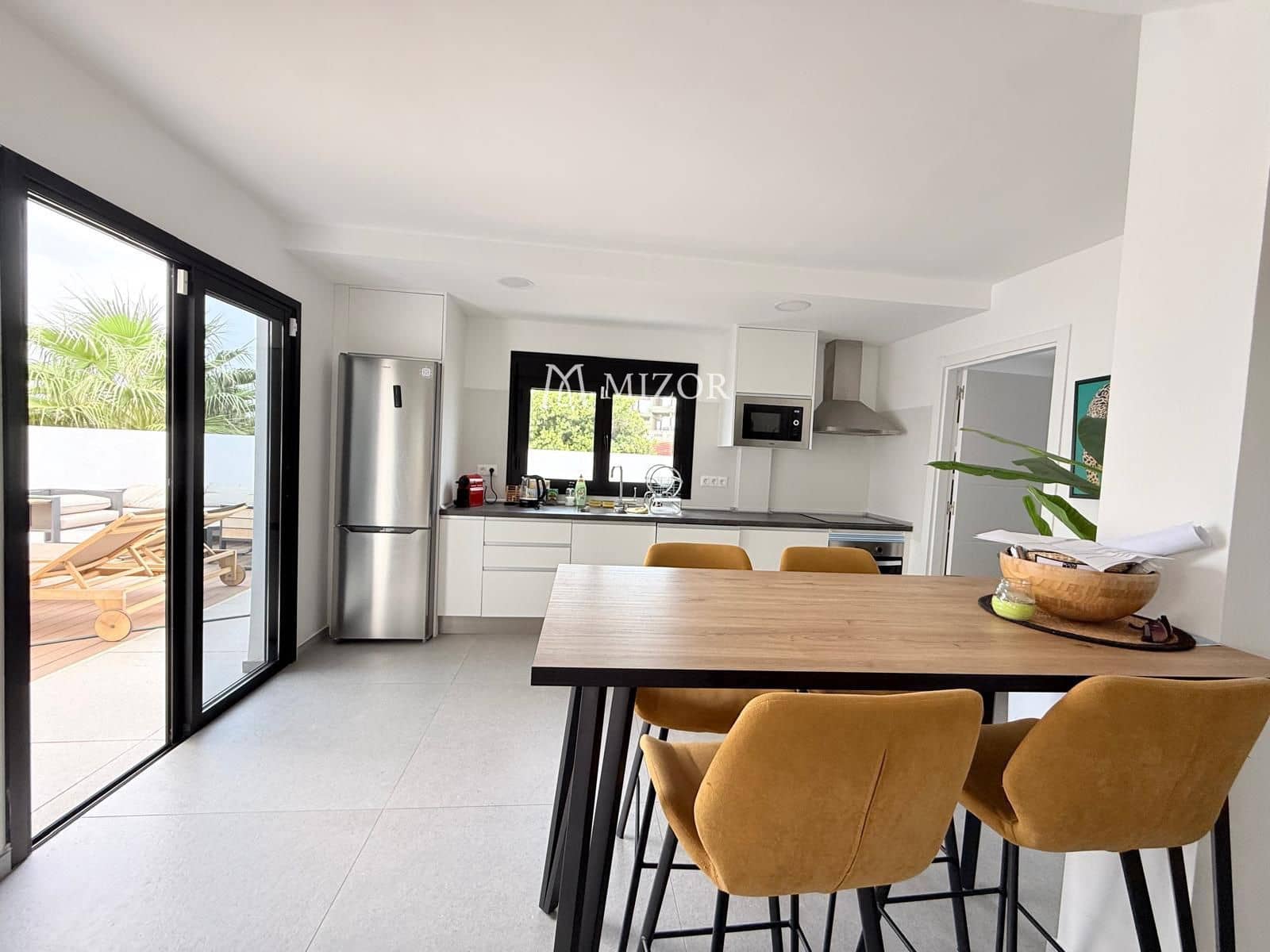 4 soveværelse Villa til salg i San Miguel de Abona med swimmingpool garage - € 749.900 (Ref: 10118138)
