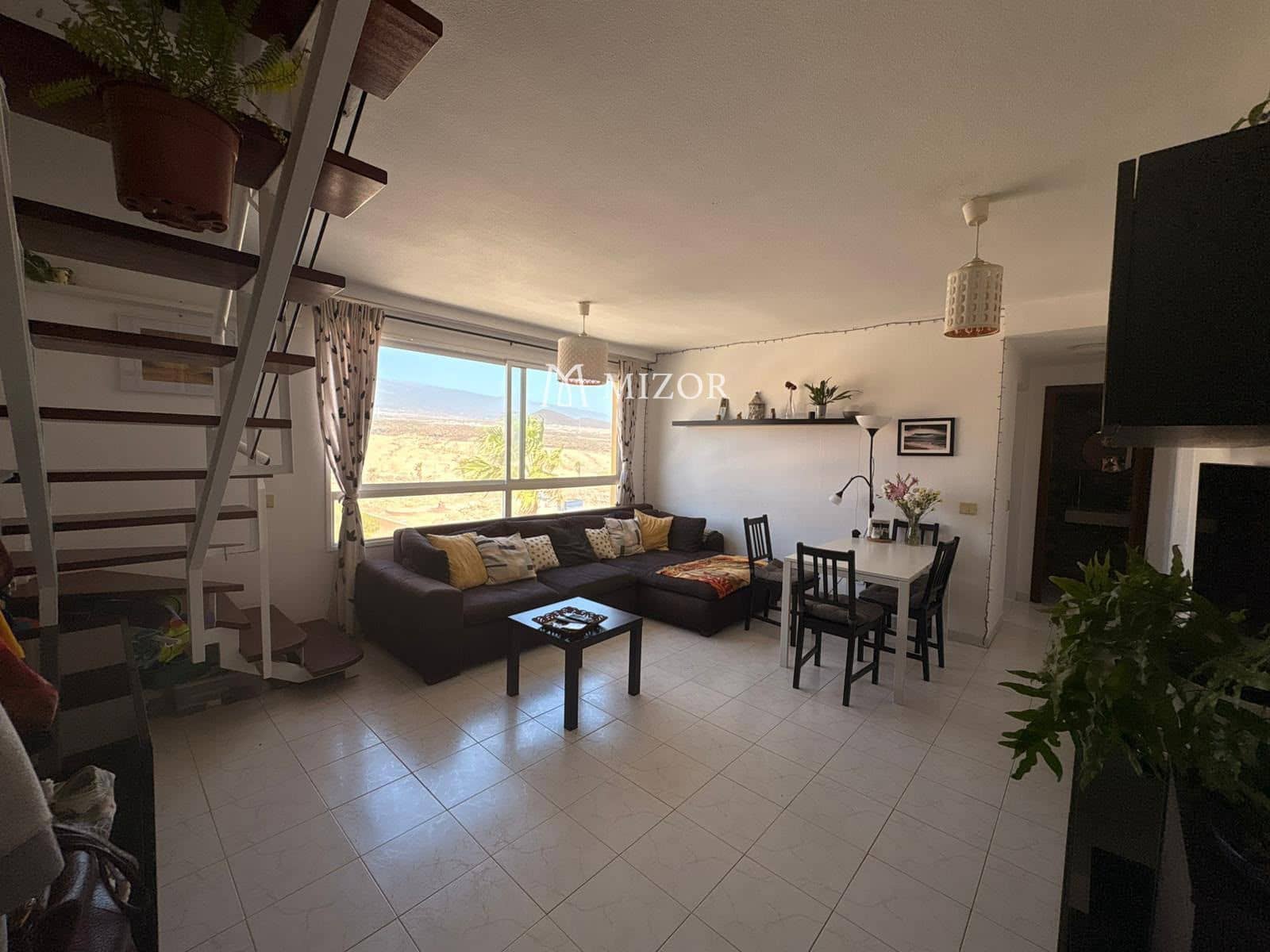 3 bedroom Penthouse for sale in El Medano with pool garage - € 350,000 (Ref: 10127596)