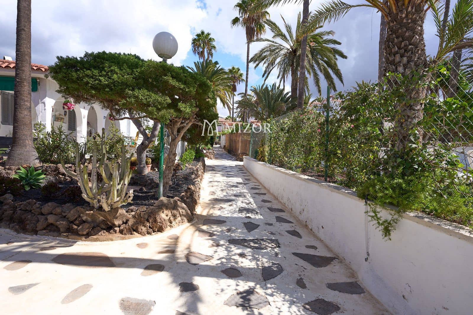 2 bedroom Flat for sale in Chayofa with pool - € 249,000 (Ref: 10153301)