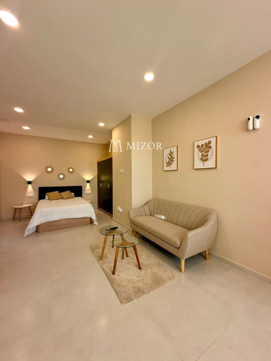 Flat for sale in Costa del Silencio with pool - € 185,000 (Ref: 10164149)