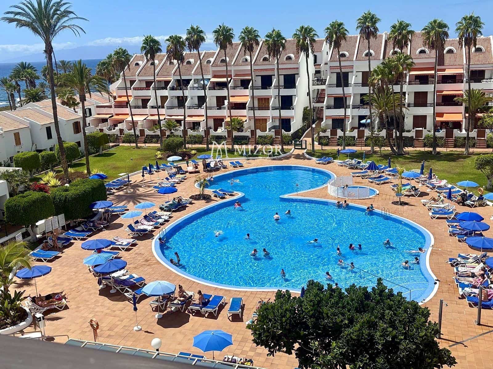 1 bedroom Penthouse for sale in Arona with pool garage - € 410,000 (Ref: 10164150)