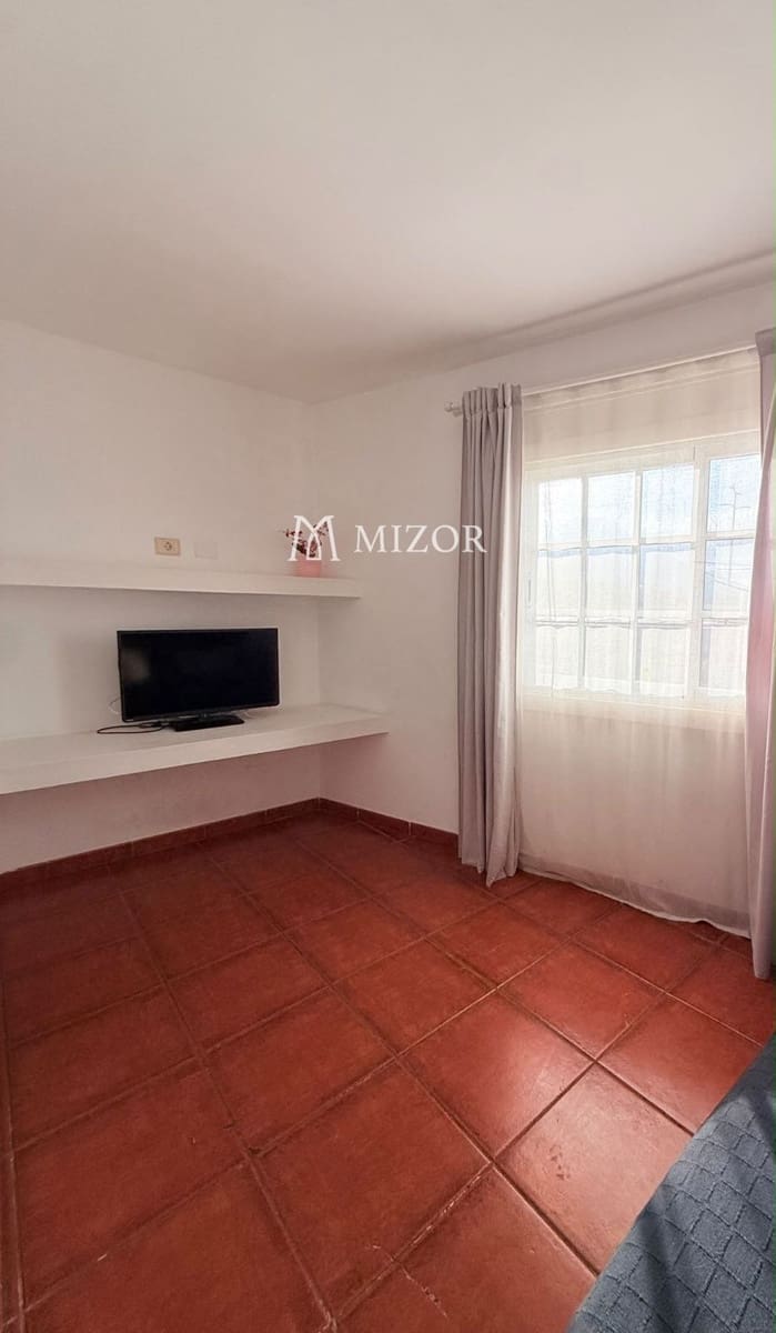 1 bedroom Flat for sale in Adeje with pool - € 240,000 (Ref: 10169373)
