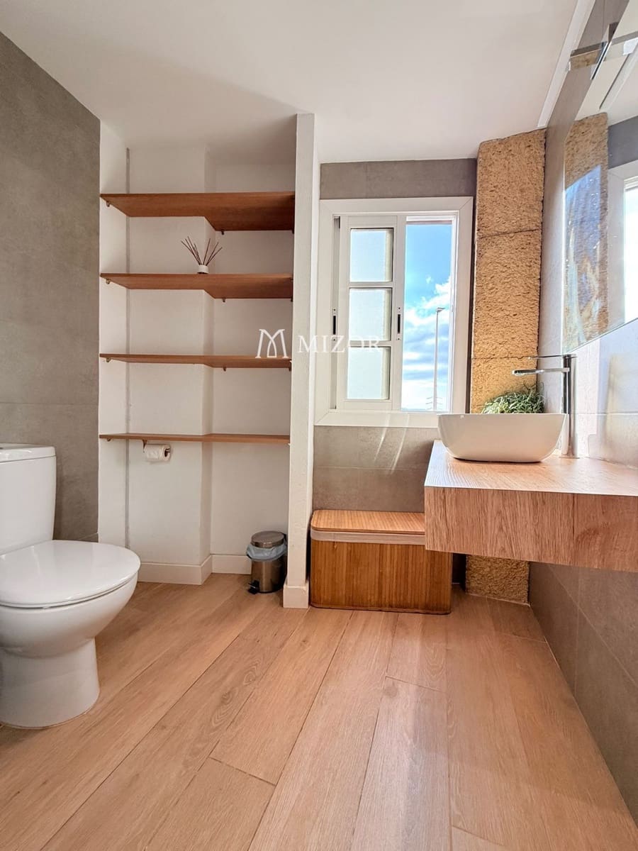 1 bedroom Flat for sale in Adeje with pool - € 240,000 (Ref: 10169373)