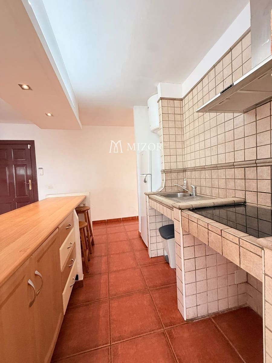 1 bedroom Flat for sale in Adeje with pool - € 240,000 (Ref: 10169373)