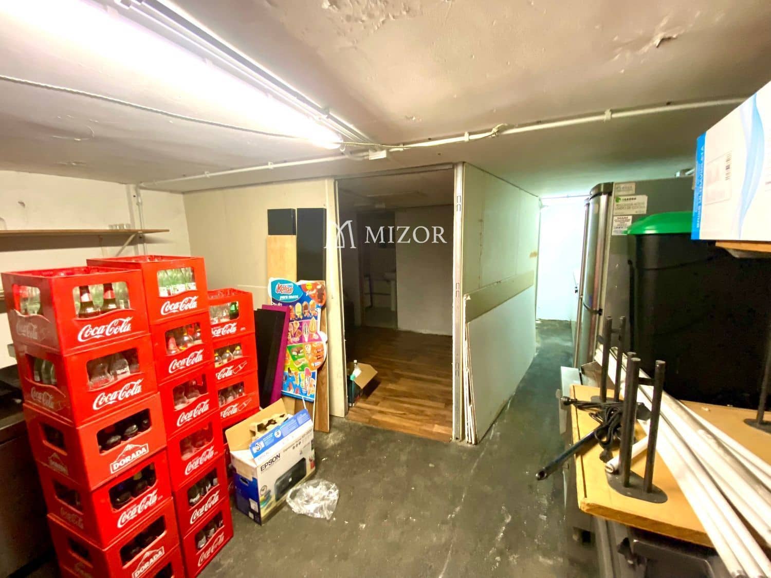 Kaupallinen myytävänä paikassa Adeje - 360 000 € (Ref: 10169374)