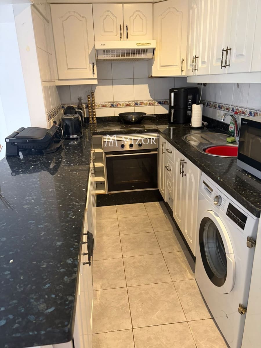 1 bedroom Flat for sale in Adeje with pool - € 252,000 (Ref: 10169375)