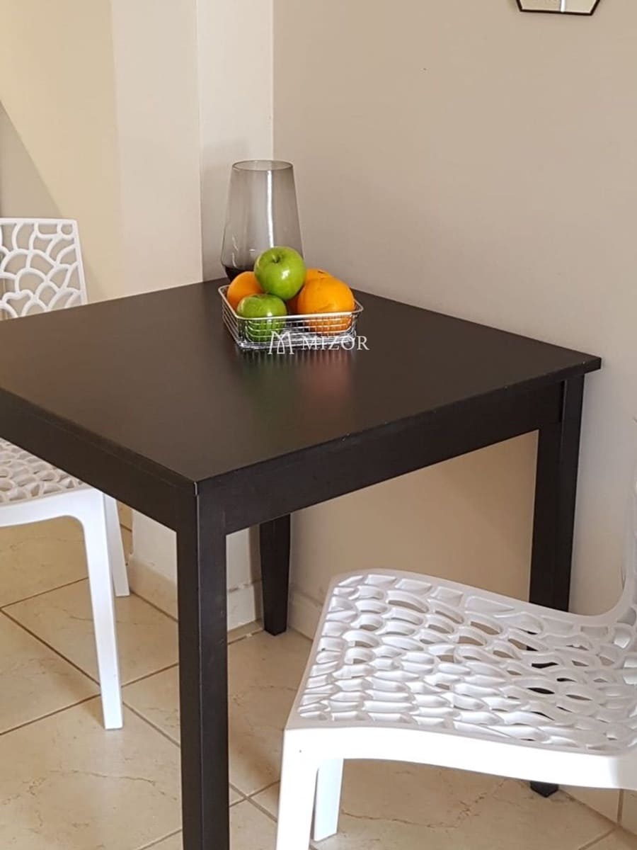 Appartamento in vendita in Arona con piscina - 185.000 € (Rif: 10182121)