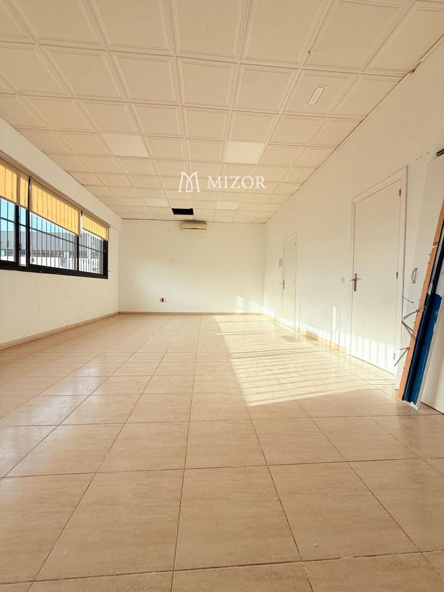 Comercial para arrendar em Adeje - 3 500 € (Ref: 9944257)