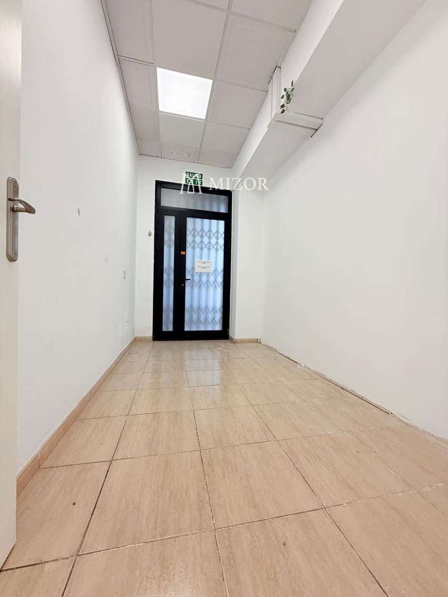 Comercial para arrendar em Adeje - 3 500 € (Ref: 9944257)