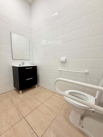 Comercial para arrendar em Adeje - 3 500 € (Ref: 9944257)