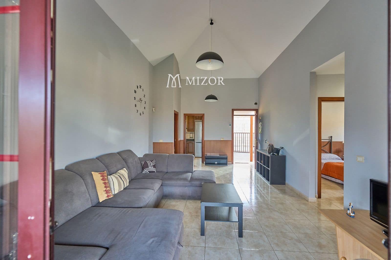 3 chambre Villa/Maison à vendre à Arona avec piscine garage - 550 000 € (Ref: 9944261)