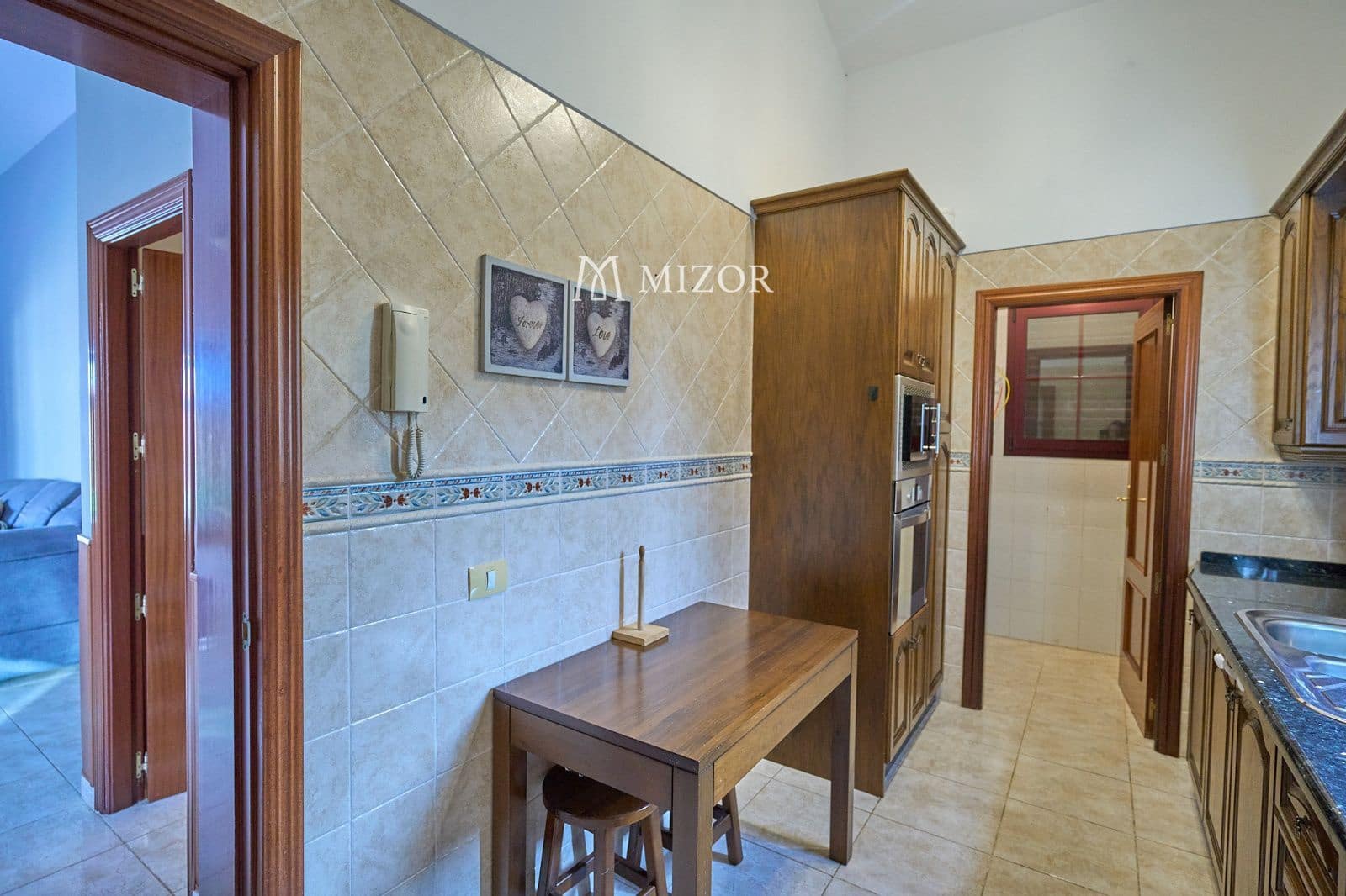 3 chambre Villa/Maison à vendre à Arona avec piscine garage - 550 000 € (Ref: 9944261)