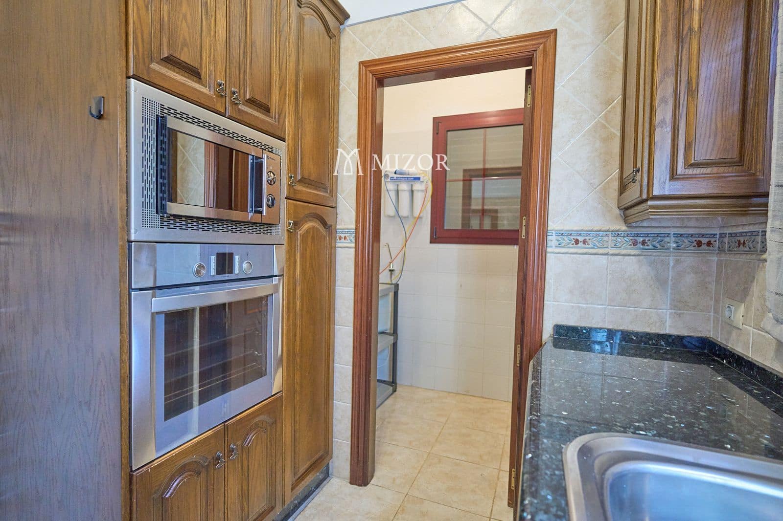 3 chambre Villa/Maison à vendre à Arona avec piscine garage - 550 000 € (Ref: 9944261)