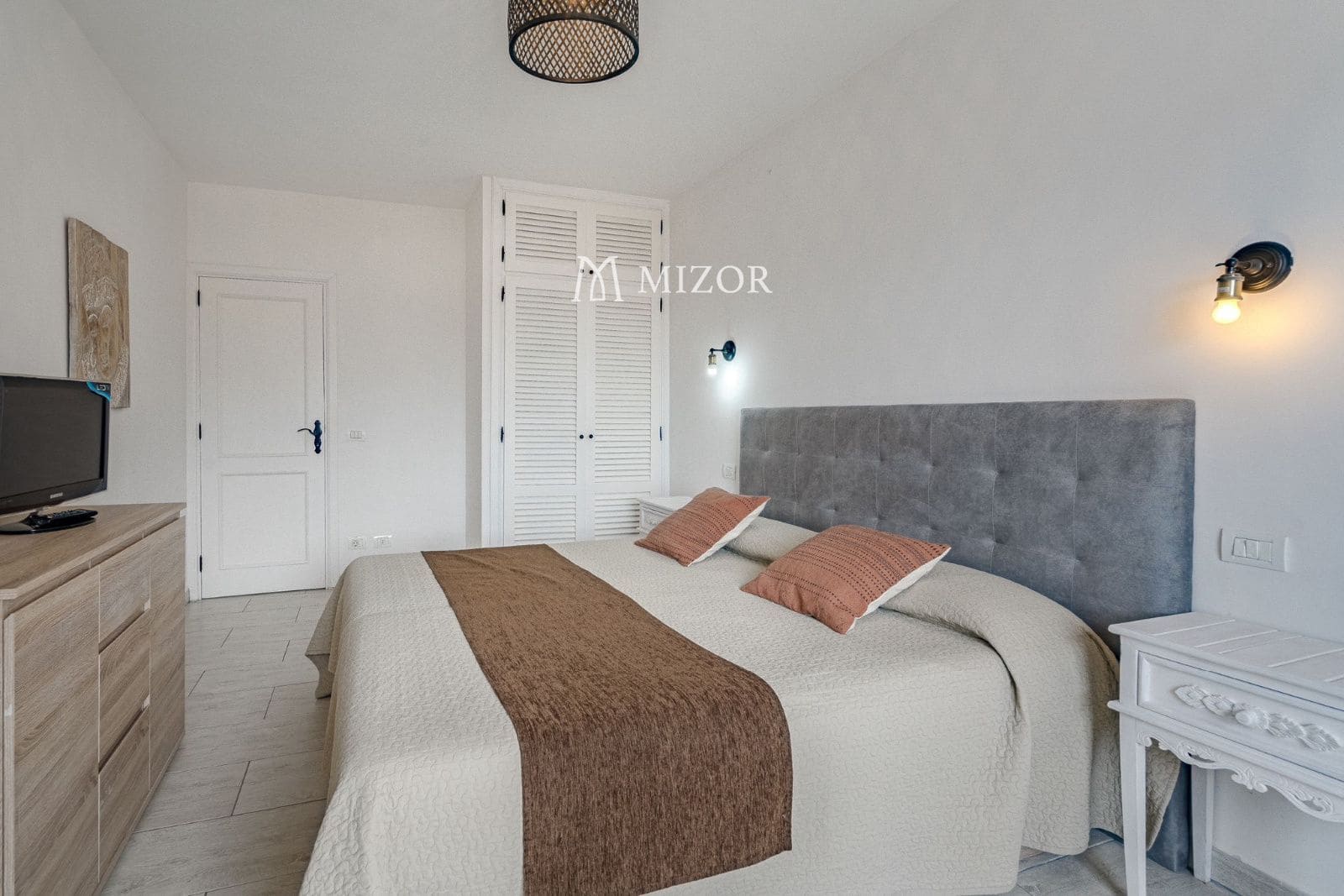 1 soverom Leilighet til salgs i Adeje med svømmebasseng garasje - € 265 000 (Ref: 9944264)