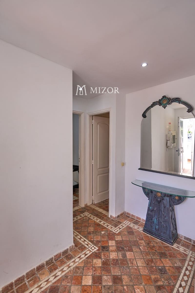 6 sovrum Villa till salu i Adeje med pool garage - 900 000 € (Ref: 9944265)