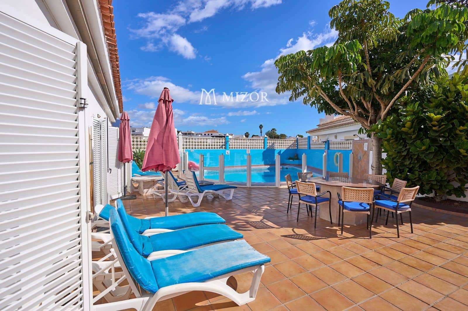 6 sovrum Villa till salu i Adeje med pool garage - 900 000 € (Ref: 9944265)