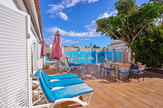 6 sovrum Villa till salu i Adeje med pool garage - 900 000 € (Ref: 9944265)