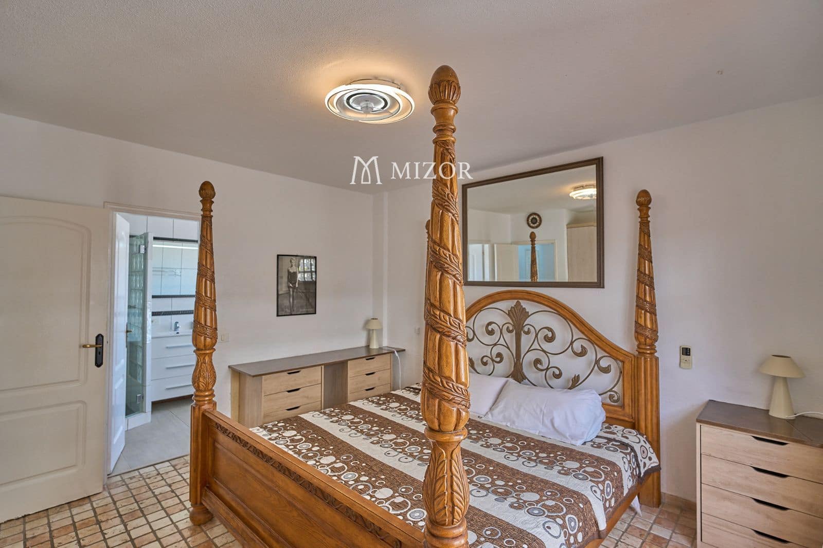 6 sovrum Villa till salu i Adeje med pool garage - 900 000 € (Ref: 9944265)