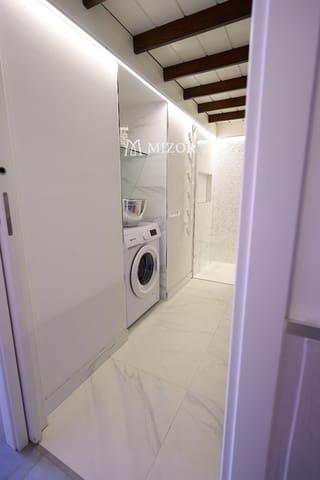 2 soverom Penthouse til salgs i Los Cristianos, Arona med svømmebasseng - € 355 000 (Ref: 9944267)