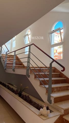 2 soverom Leilighet til salgs i Adeje med svømmebasseng garasje - € 360 000 (Ref: 9944268)