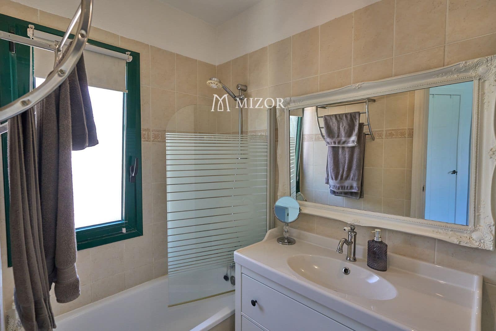 3 sypialnia Mieszkanie na sprzedaż w San Miguel de Abona z basenem garażem - 379 995 € (Ref: 9944269)