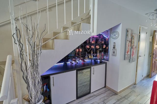 3 sypialnia Mieszkanie na sprzedaż w San Miguel de Abona z basenem garażem - 379 995 € (Ref: 9944269)