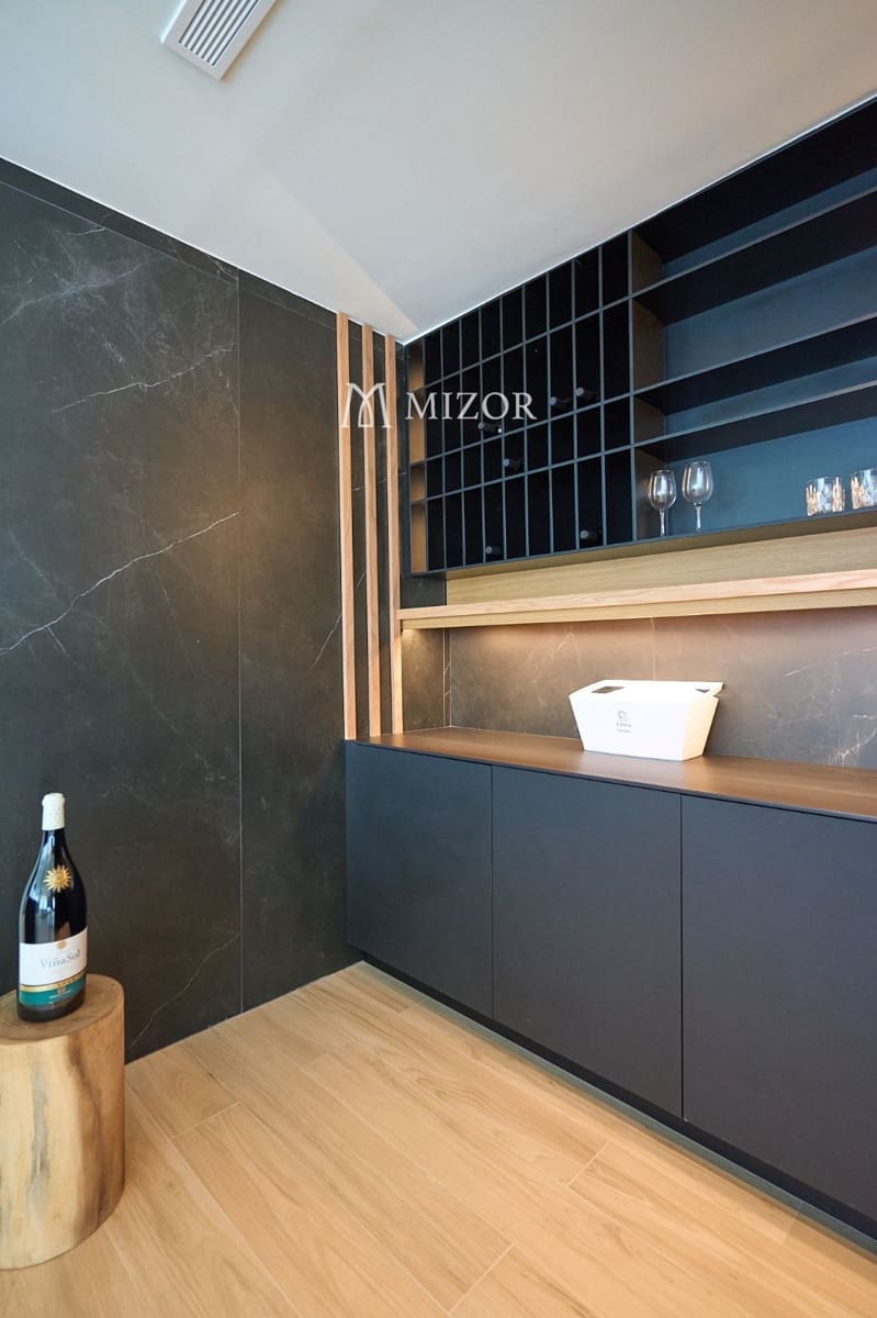 4 soverom Villa til salgs i Guia de Isora med svømmebasseng garasje - € 4 290 000 (Ref: 9944270)