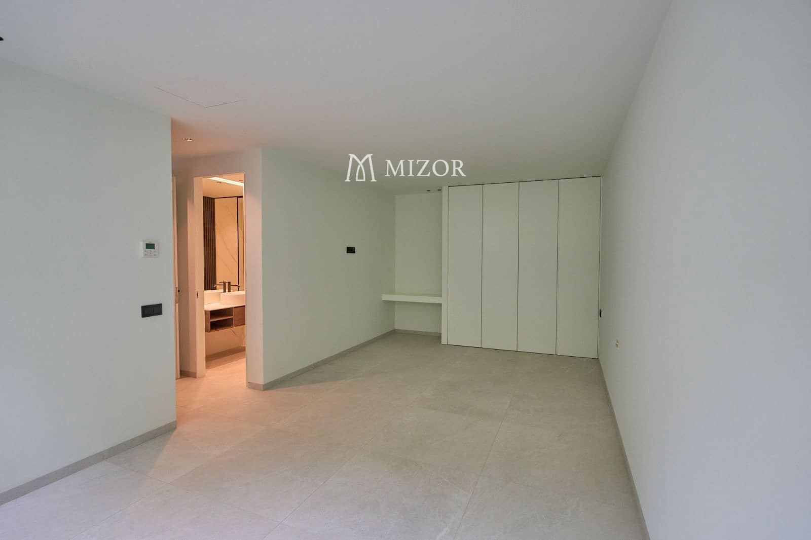 4 soverom Villa til salgs i Guia de Isora med svømmebasseng garasje - € 4 290 000 (Ref: 9944270)