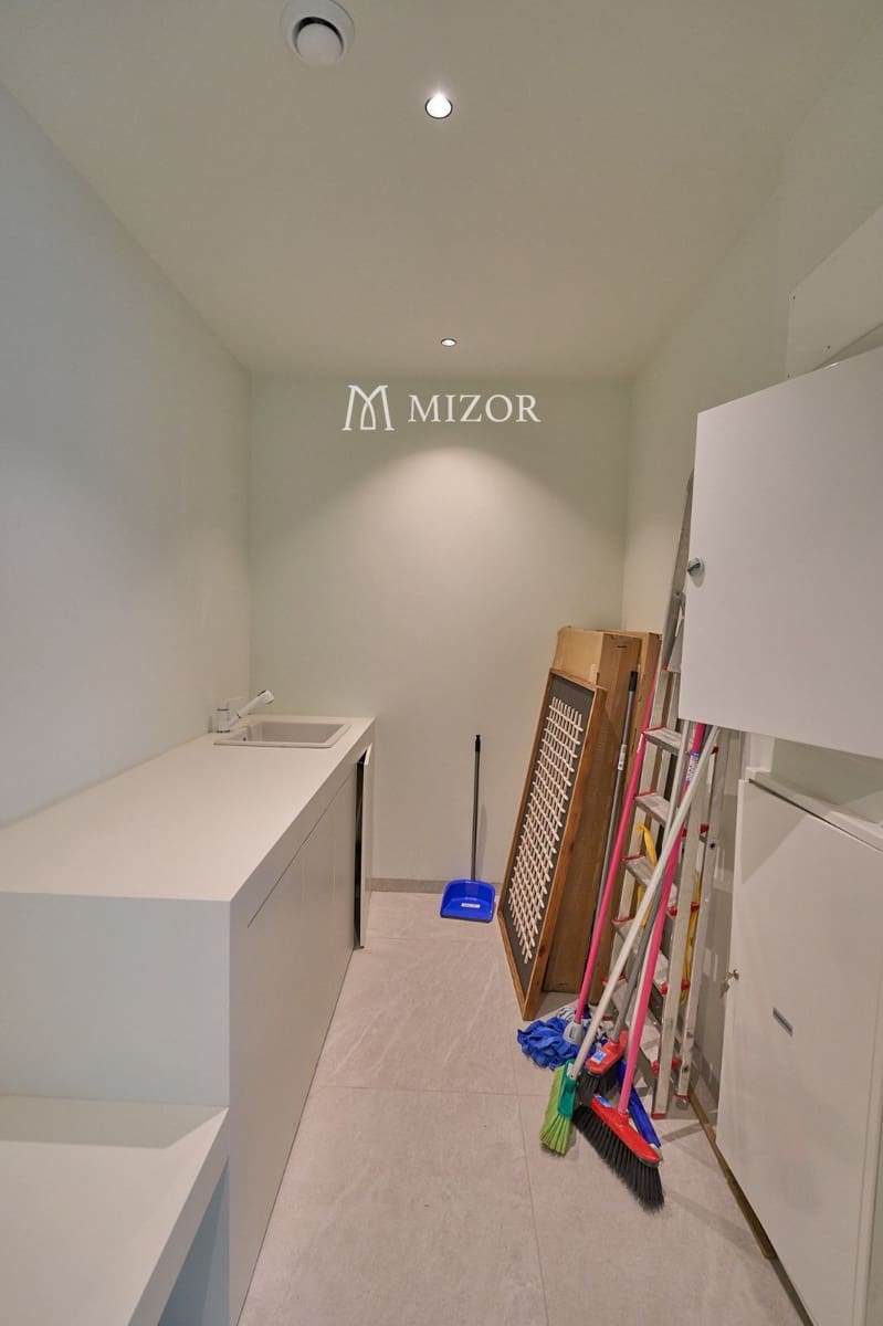 4 soverom Villa til salgs i Guia de Isora med svømmebasseng garasje - € 4 290 000 (Ref: 9944270)