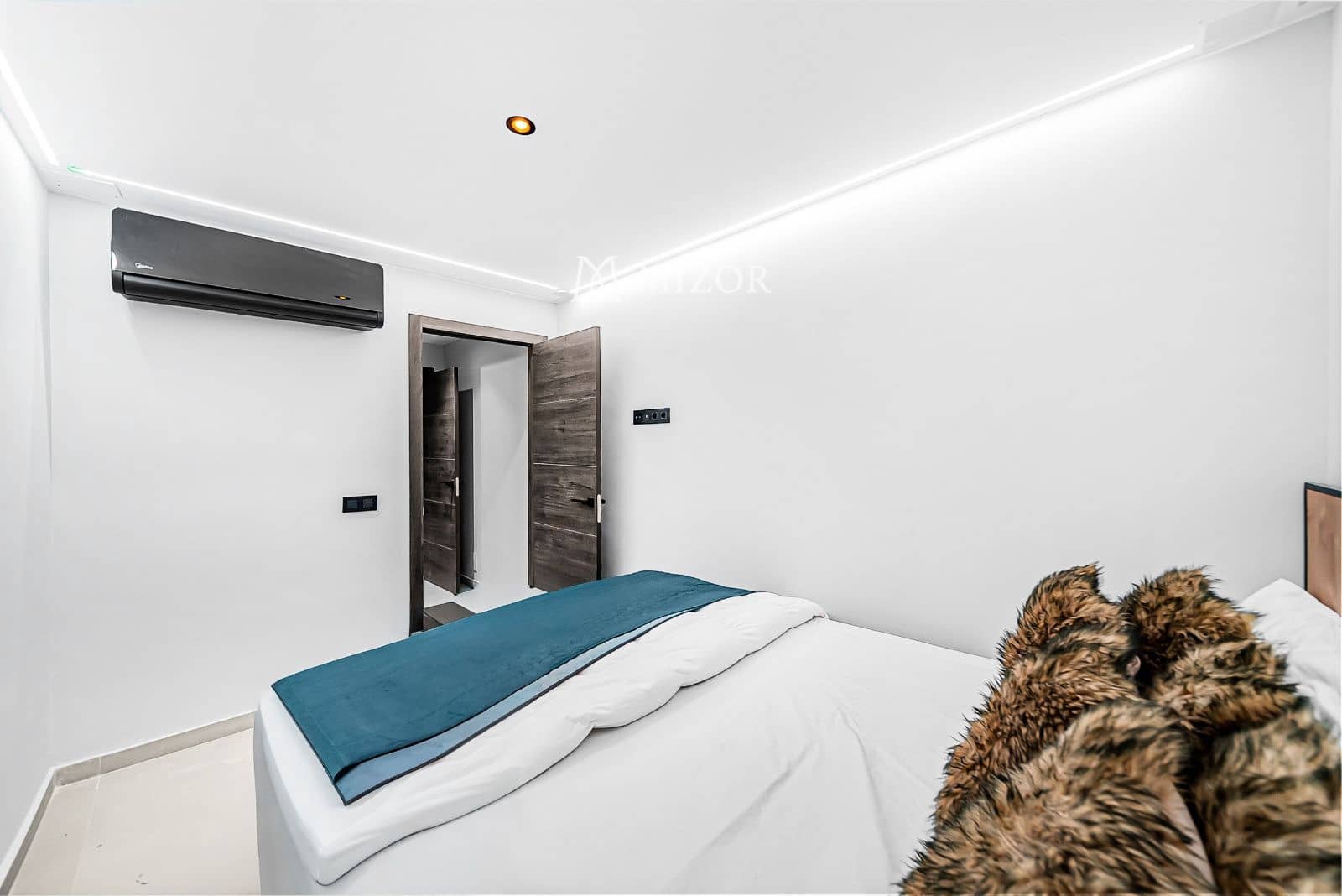 4 sypialnia Willa na sprzedaż w Adeje z basenem garażem - 1 395 000 € (Ref: 9944275)