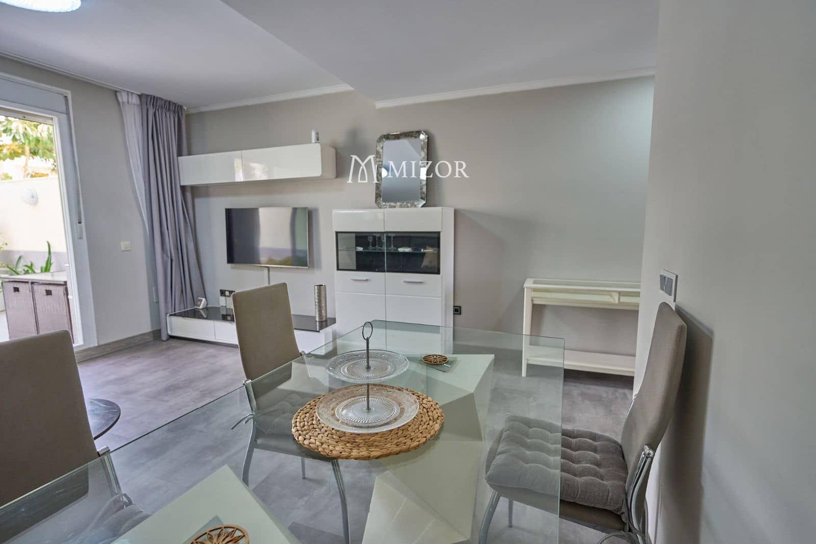 3 sovrum Hus till salu i Adeje med pool garage - 470 000 € (Ref: 9944277)
