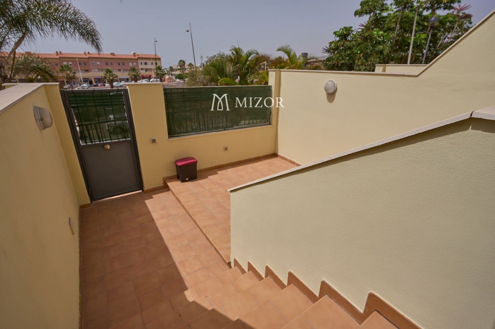 3 sovrum Hus till salu i Adeje med pool garage - 470 000 € (Ref: 9944277)