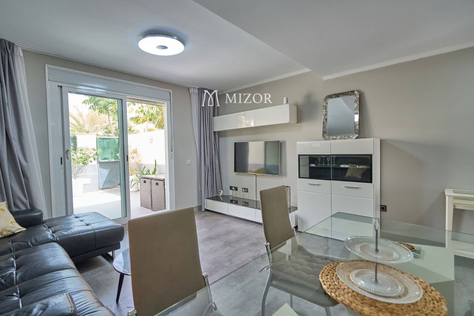 3 sovrum Hus till salu i Adeje med pool garage - 470 000 € (Ref: 9944277)