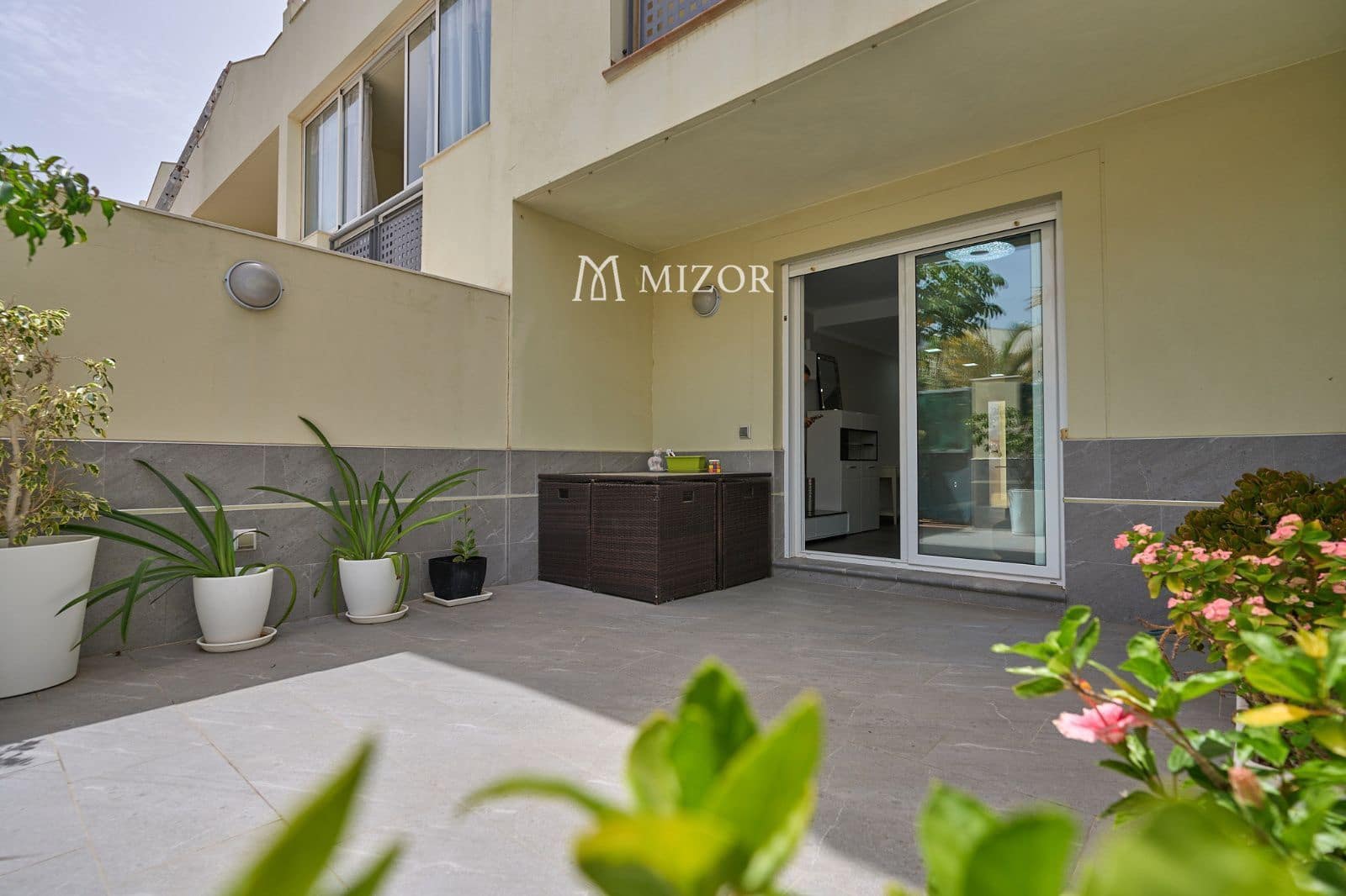 3 sovrum Hus till salu i Adeje med pool garage - 470 000 € (Ref: 9944277)