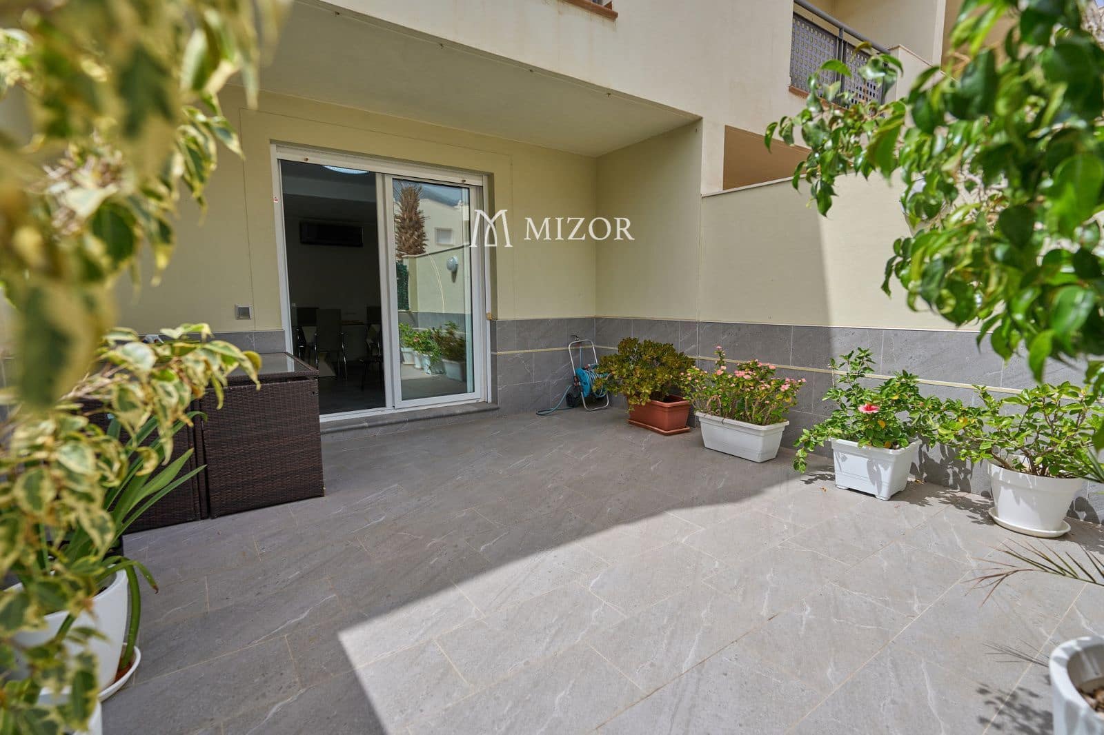 3 sovrum Hus till salu i Adeje med pool garage - 470 000 € (Ref: 9944277)