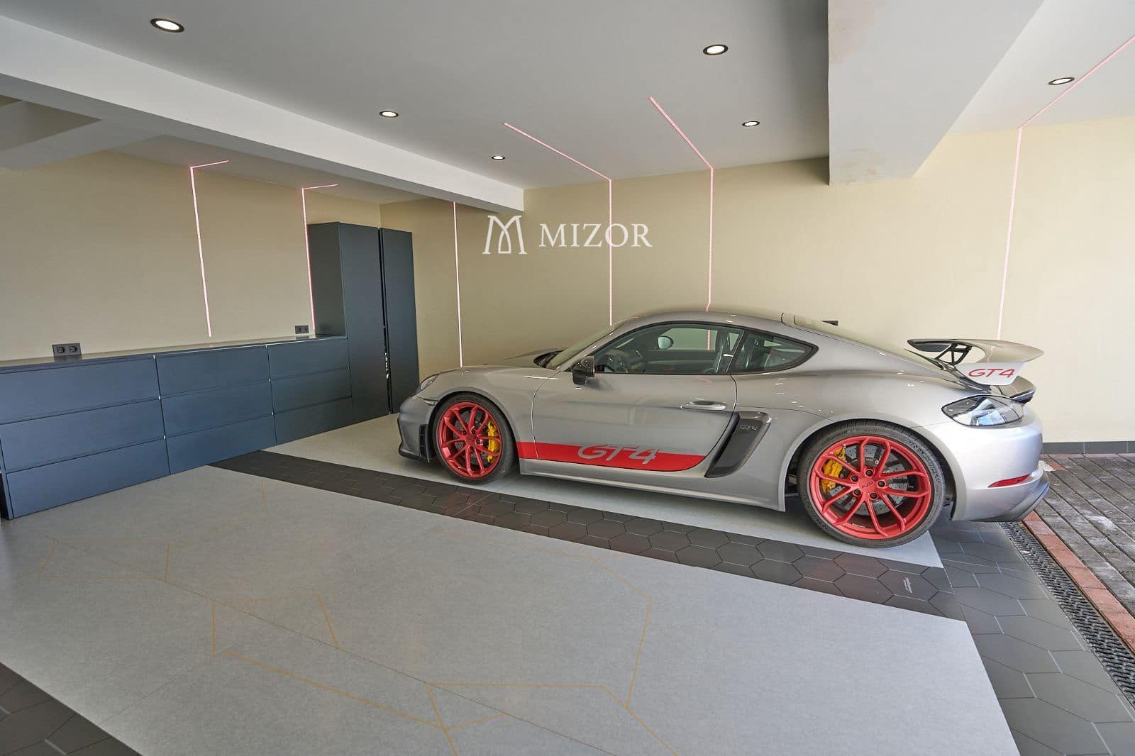 4 sypialnia Willa na sprzedaż w Adeje z basenem garażem - 3 500 000 € (Ref: 9944278)