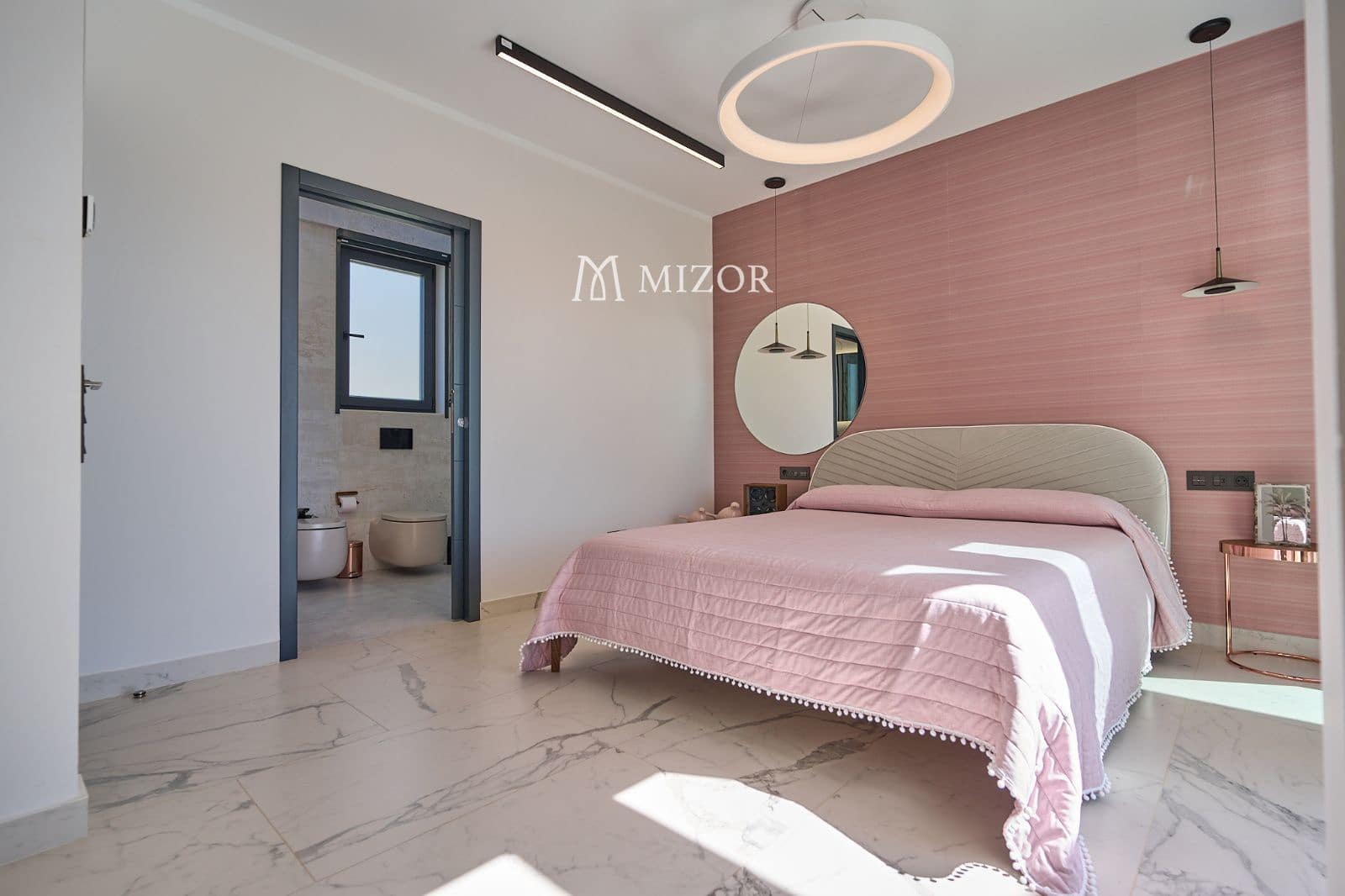 4 sypialnia Willa na sprzedaż w Adeje z basenem garażem - 3 500 000 € (Ref: 9944278)